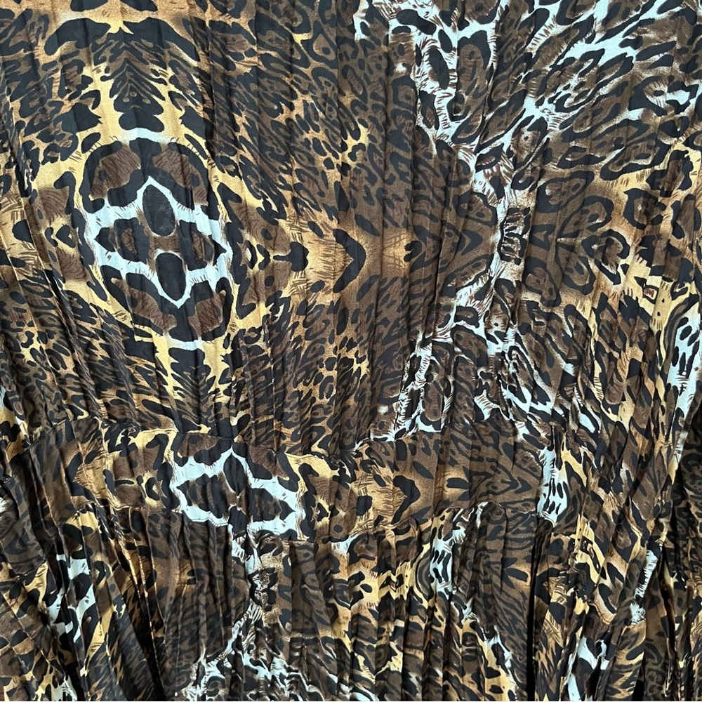 Safari print Lane Bryant comfortable blouse. 18/20 - Picture 8 of 9